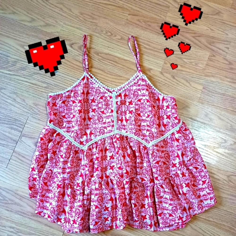 Xhilaration spring top